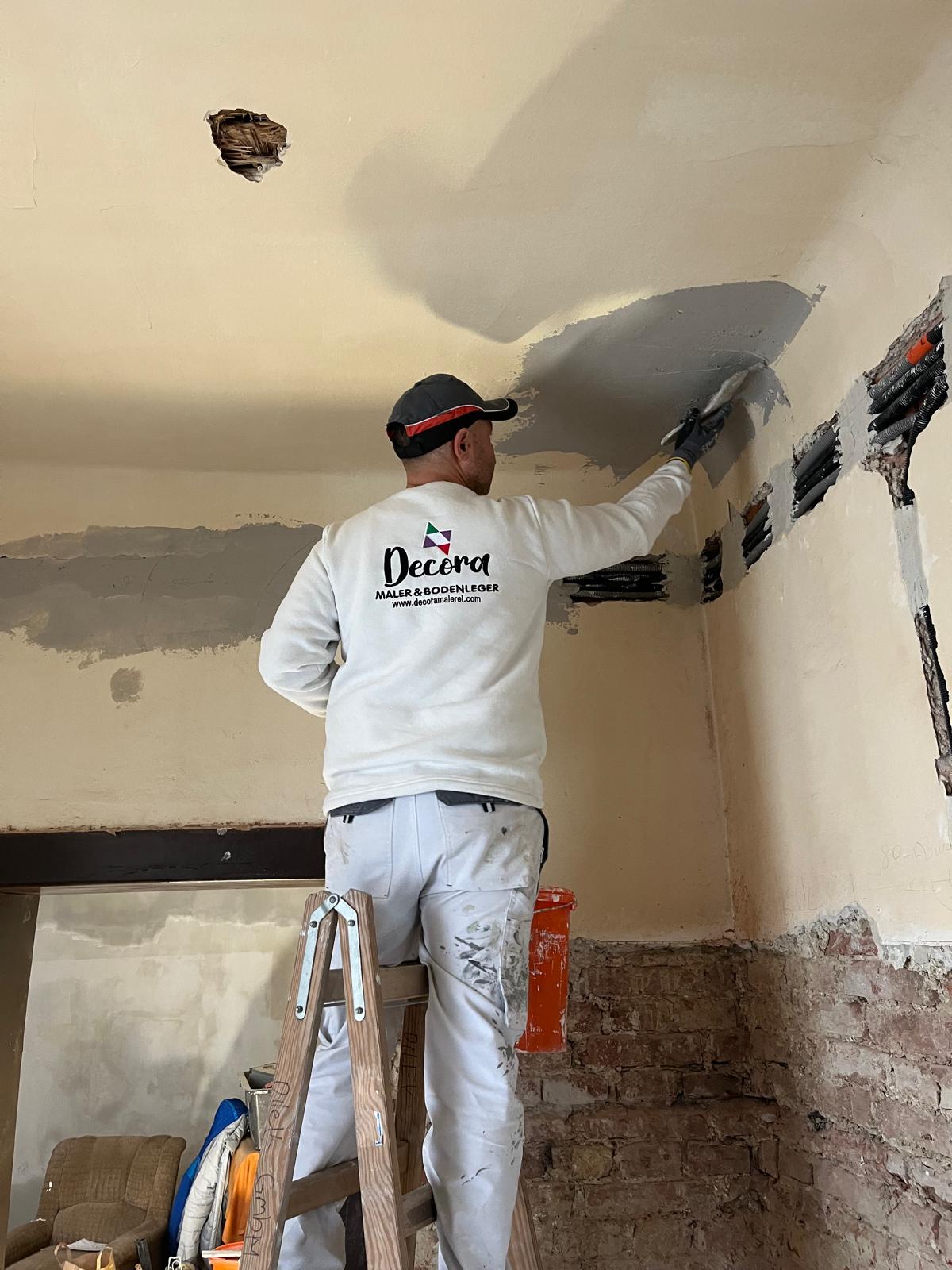 Project 16 – Decora Painting