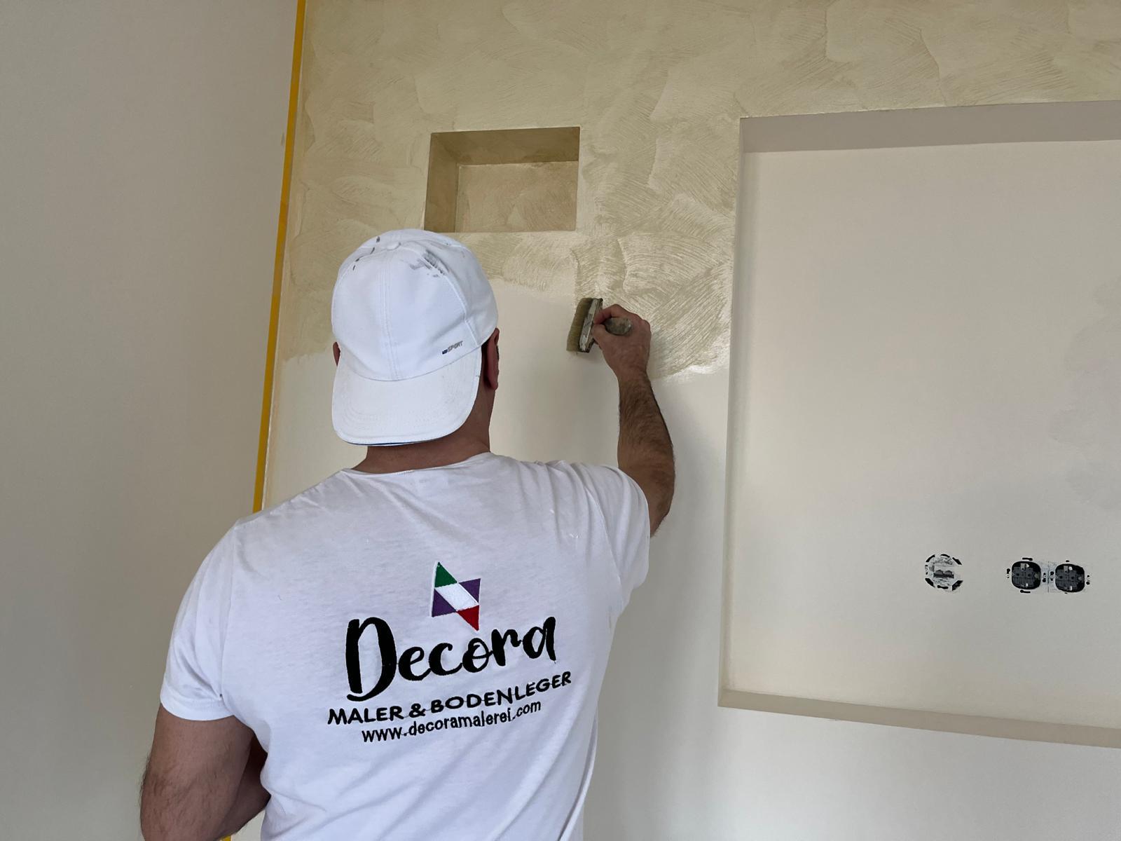 Project 17 – Decora Painting