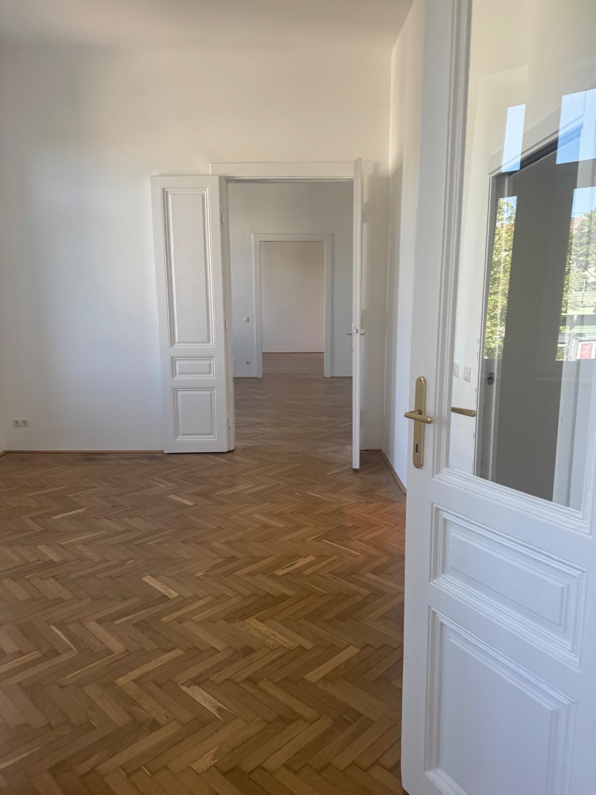 Project 24 – Decora Painting